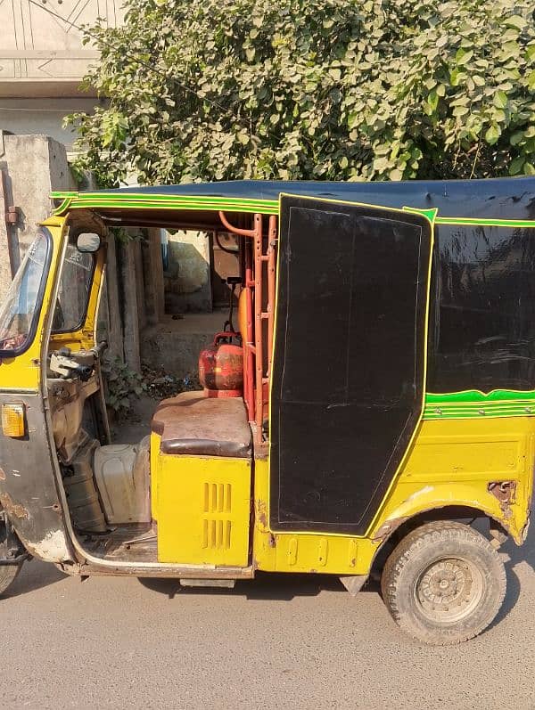 Auto rickshaw for sale 0