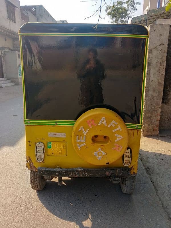 Auto rickshaw for sale 2