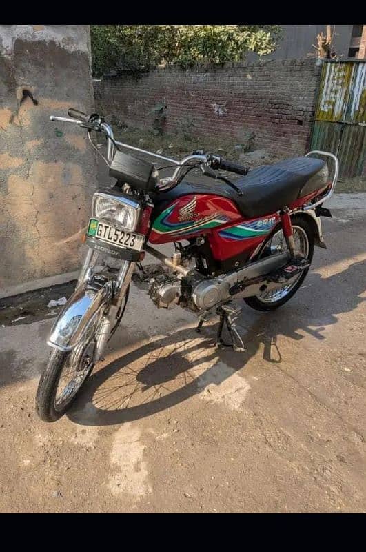 Honda 2017 model full genuine Available 4