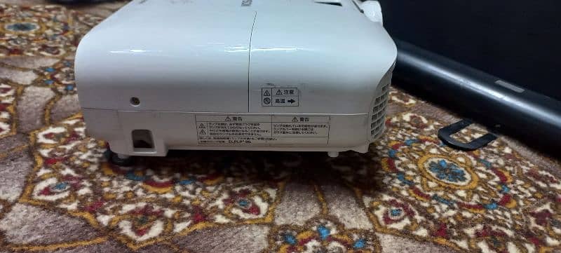 EPSON EH. TW5650 [1080] HOME THEATER PROJECTOR 4