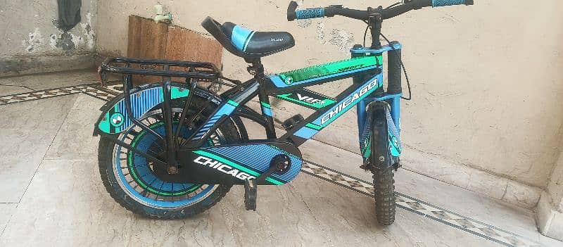 Small bicycle for sale 10/9 condition 3