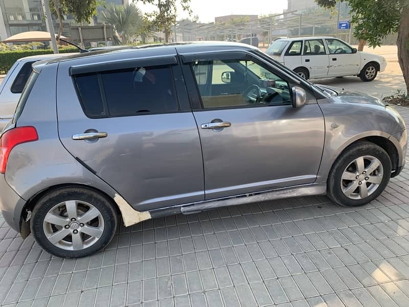 Suzuki Swift 2010 3