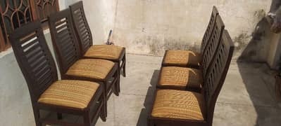 Dining Table Set with Six Chairs Pure Wooden Made Excellent Condition