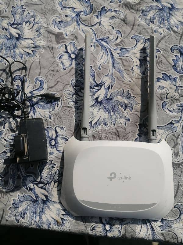 TP Link Wifi Router 1