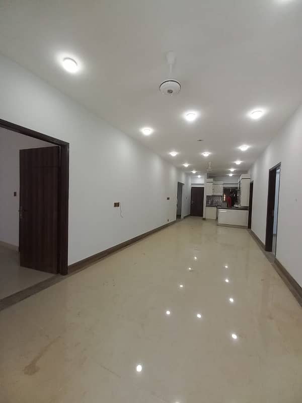 04 Bed DD Flat For Rent in Cantt View Lodges 8