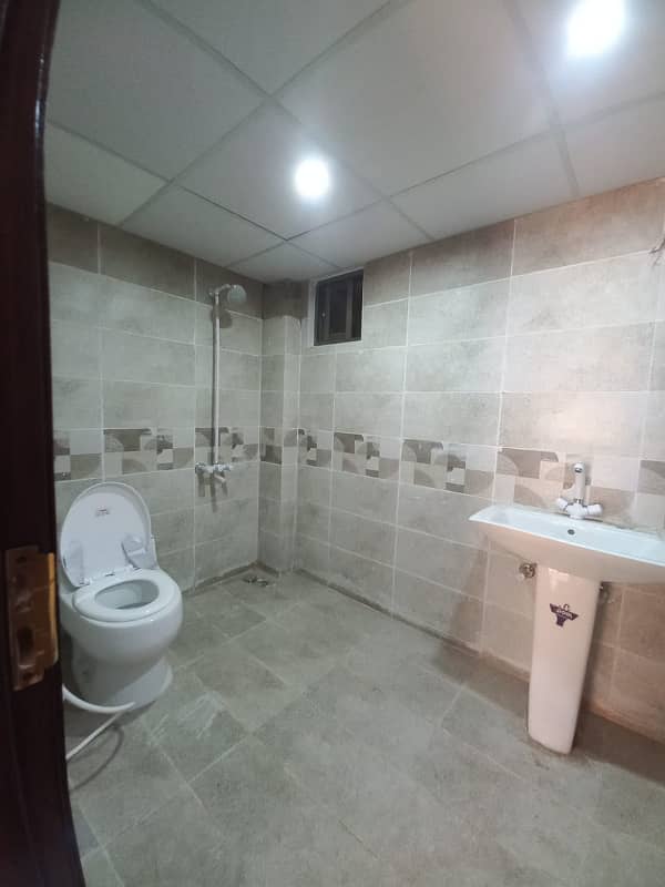 04 Bed DD Flat For Rent in Cantt View Lodges 12