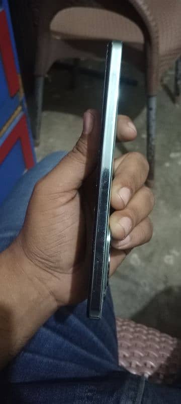 Infinix Hot 40i   8 /128 3