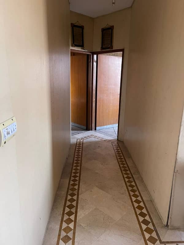 8 Marla Flat First And Second Floor For Rent In Canal View Lahore 3