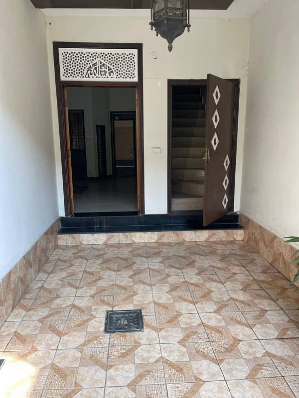 5 Marla Lower Portion For Rent In Canal Burg Lahore 2