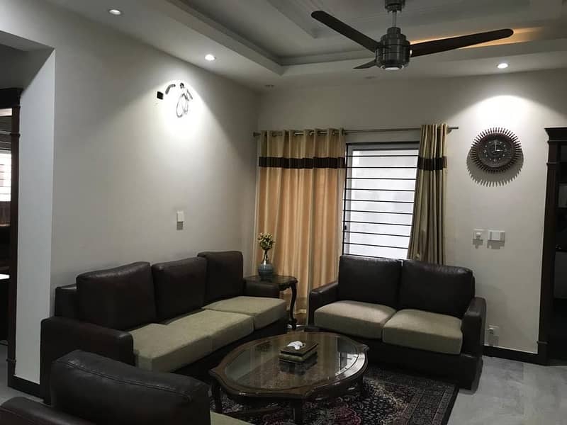 1 kanal new house for sale in canal view canal rode Lahore 7