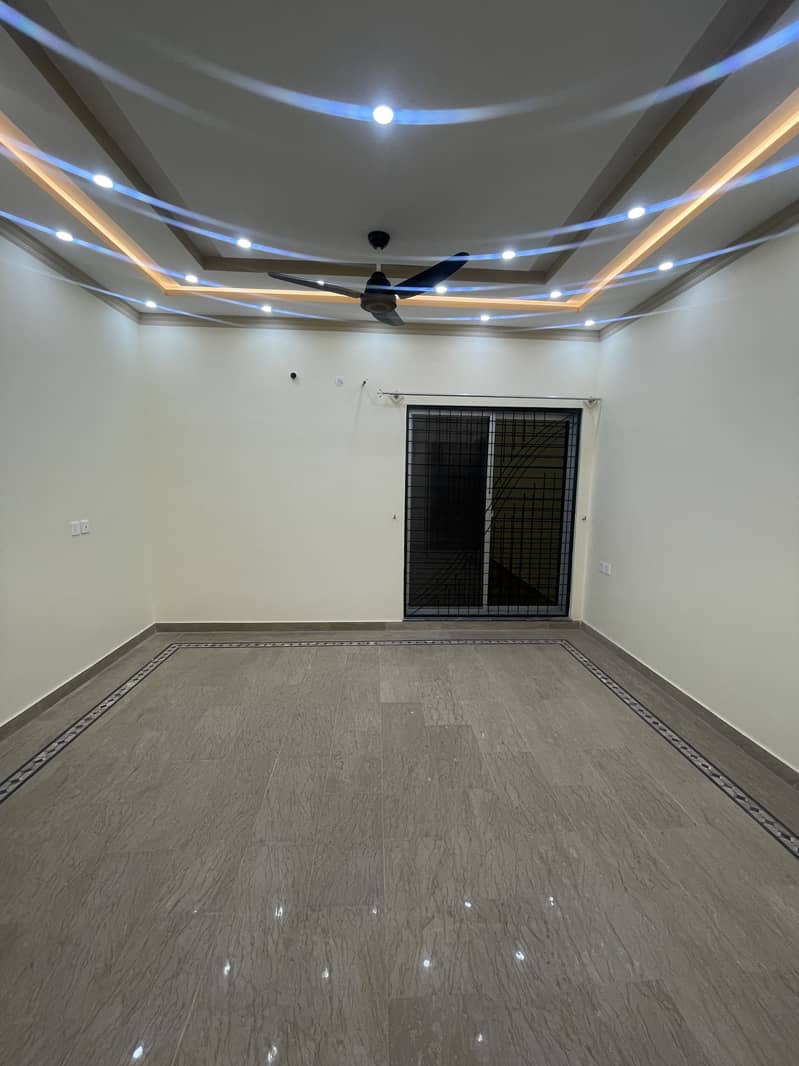 24 Marla Brand New Lower Portion For Rent Canal View Canal Rode Lahore 6