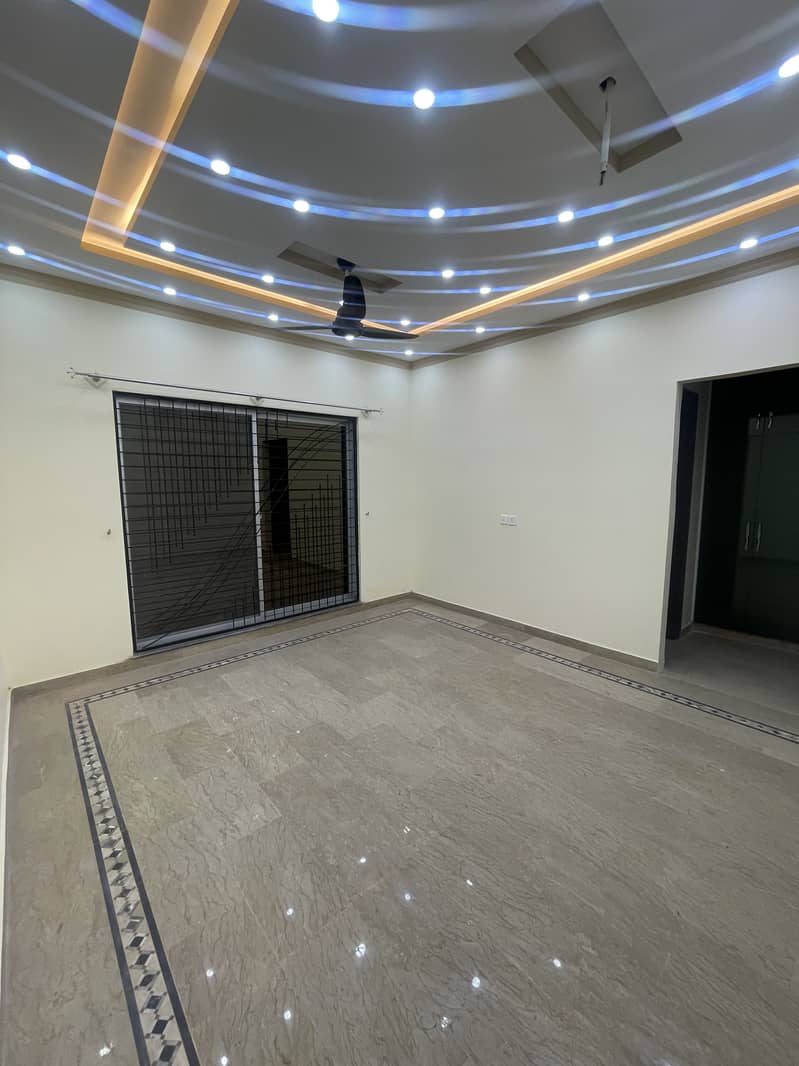 24 Marla Brand New Lower Portion For Rent Canal View Canal Rode Lahore 7