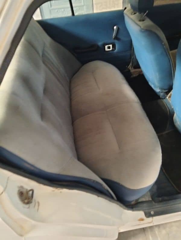 Toyota Corolla XE 1982 urgent sale location Sialkot city. 17