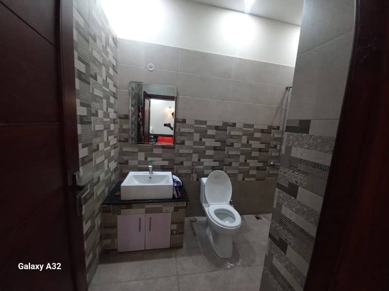 10 Marla Full House available for rent near Talwar Chowk at a very prime location of Oversease A Block, Bahria Town Lahore 6