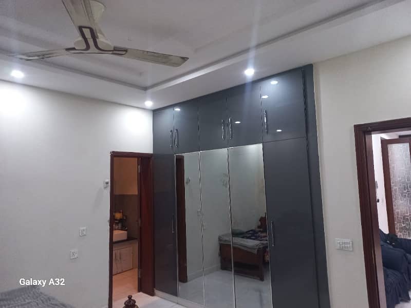 10 Marla Full House available for rent near Talwar Chowk at a very prime location of Oversease A Block, Bahria Town Lahore 12