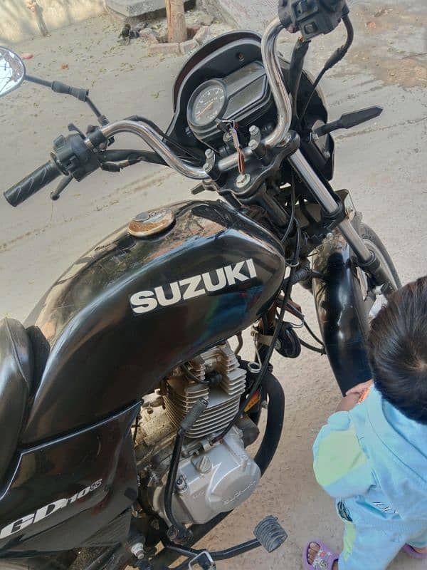 Suzuki GD 110s 5