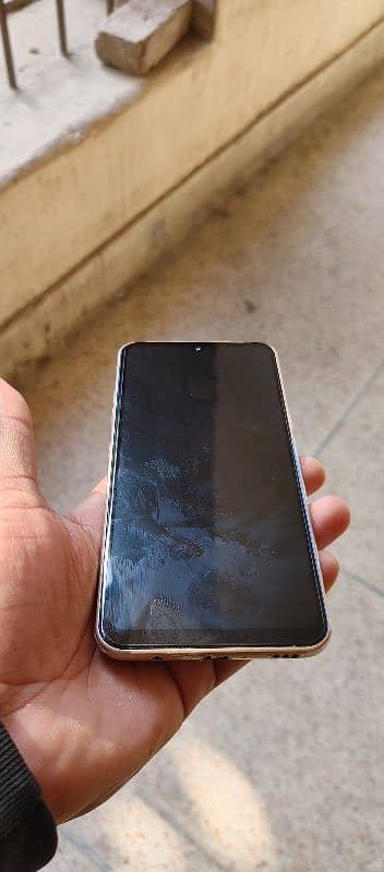 LG V60 9