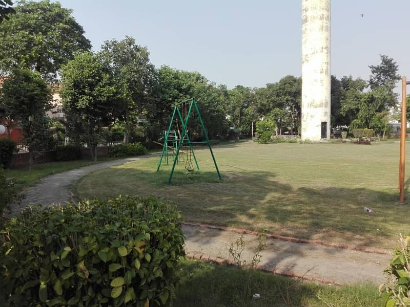 A Prime Location Residential Plot Of 20 Marla In Rs. 62500000 1