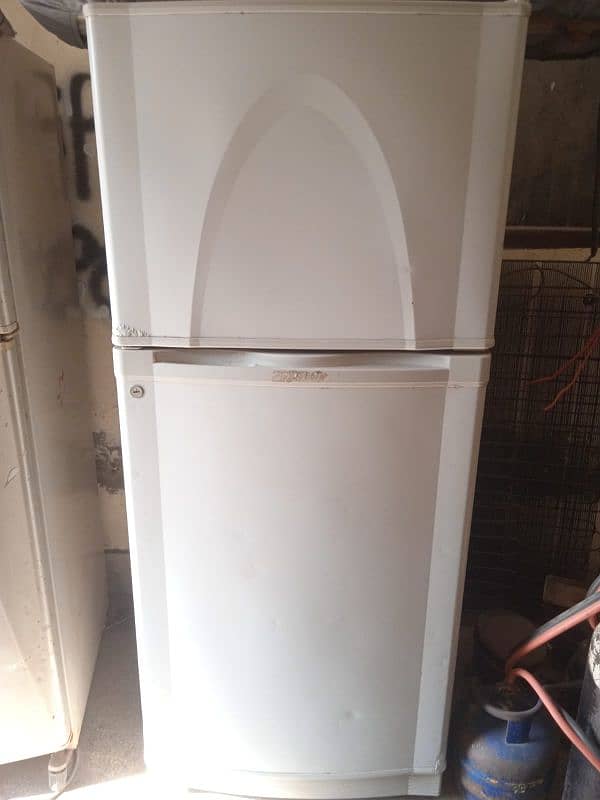 Dawlance Fridge Good condition Everything ok 3