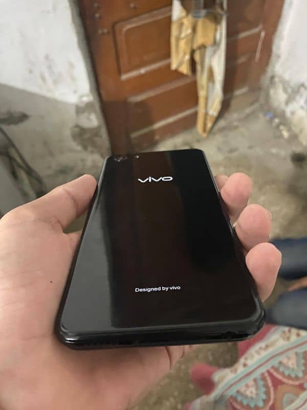 vivo y83 dual SIM 6/128 0