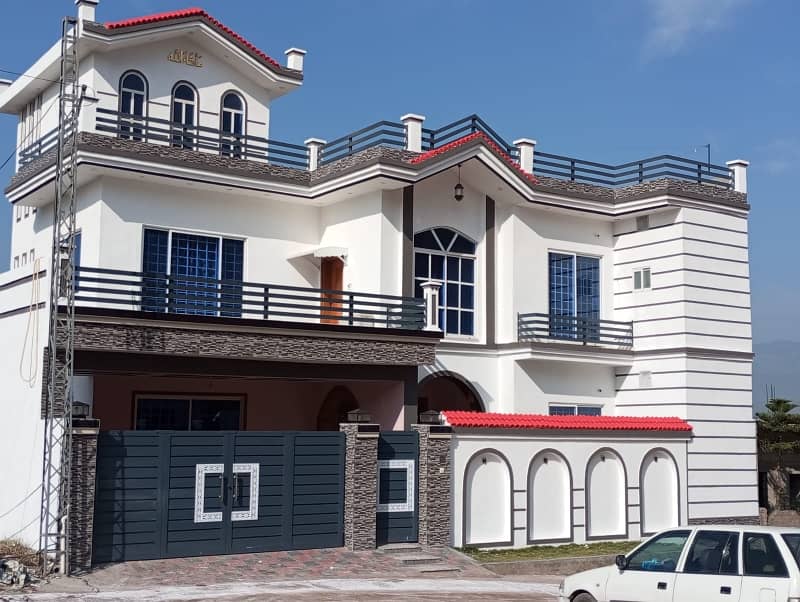 Beautiful Designer House For Sale 0