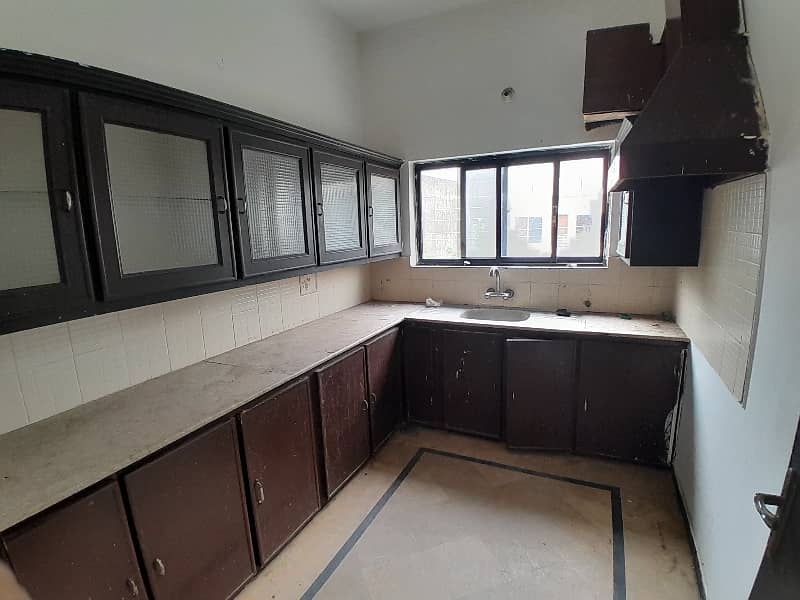 2 Kanal Upper Portion For Rent 1