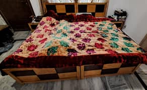 Beautiful Checkerboard Bed Set for Sale