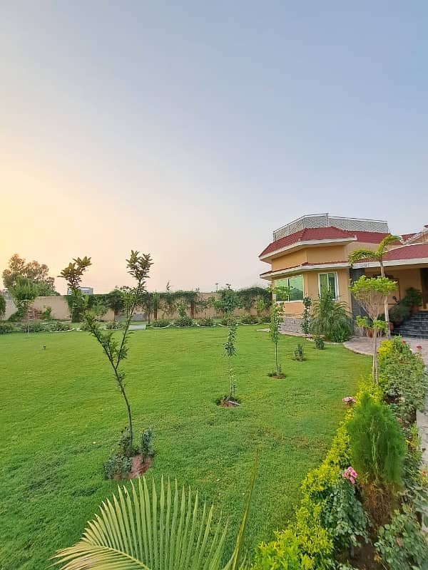 4 Kanal Lavish Farm House For Sale In Bani Gala 14