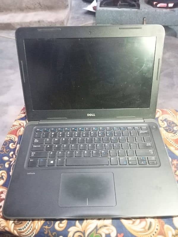 Dell latitude 3380 laptop 3