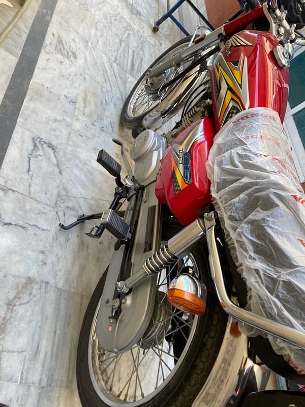 24/25  he bilkull new bike condition 2