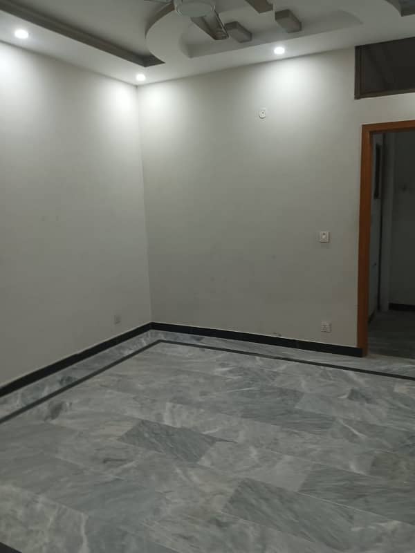 6 Marla Ground Portion Availble For Rent In H 13 4