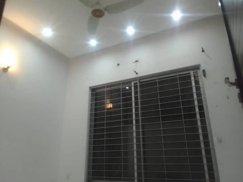 Defence 10Marla fully renovated upper portion for Rent in DHA phase 5 9