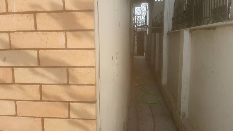 1 Kanal tripple story House for sale in Westrige Rawalpindi. 40% adjustment/or instalment possible. 9