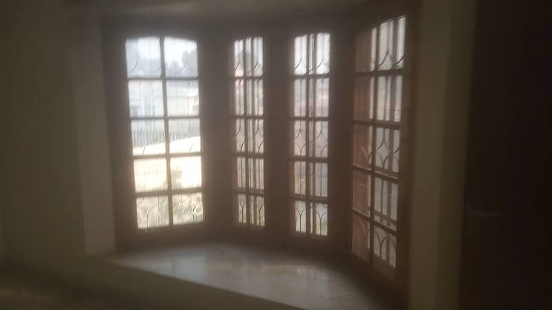 1 Kanal tripple story House for sale in Westrige Rawalpindi. 40% adjustment/or instalment possible. 39