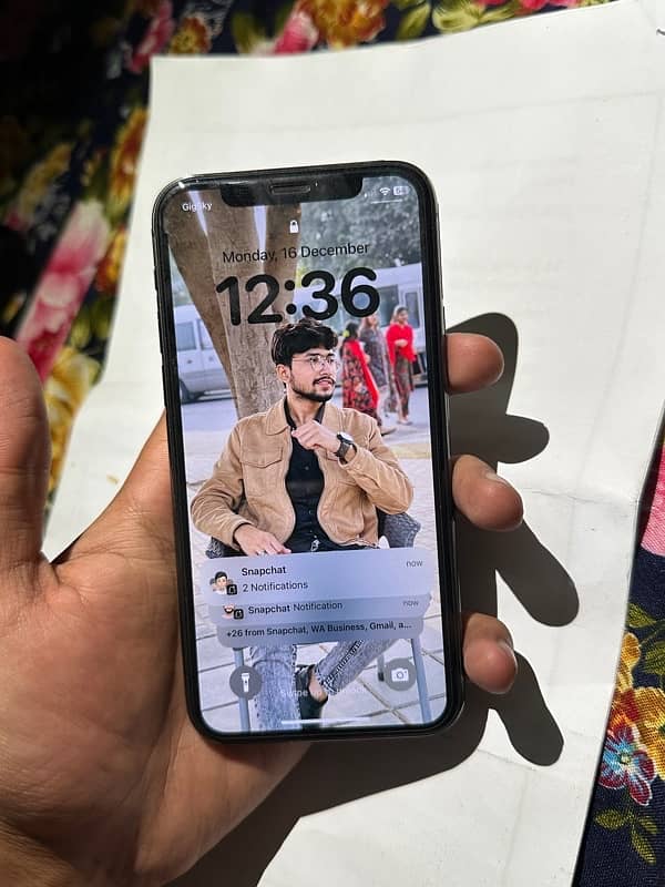 iphone 11 pro 256 GB 4