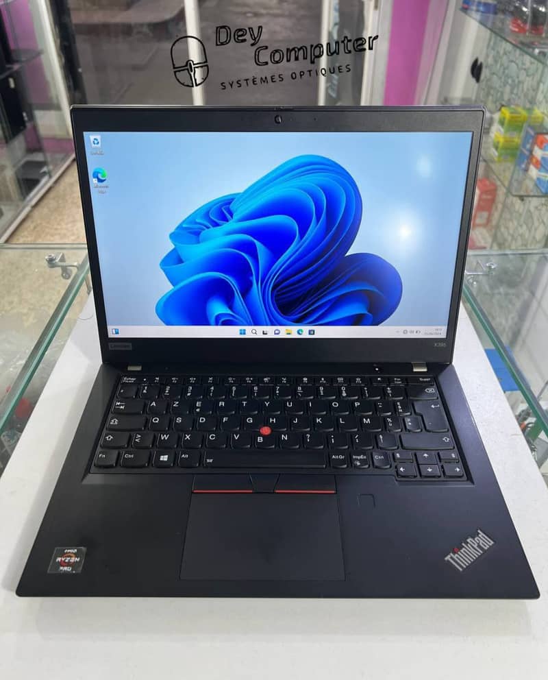 Lenovo Thinkpad X395 Ryzen 5 pro with AMD Radeon Graphics Dedicated 0