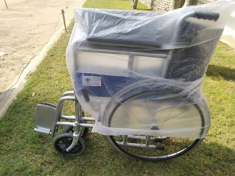 Wheelchair 16000 wali 8500 mein, Wheel Chair foldable 03022669119 0