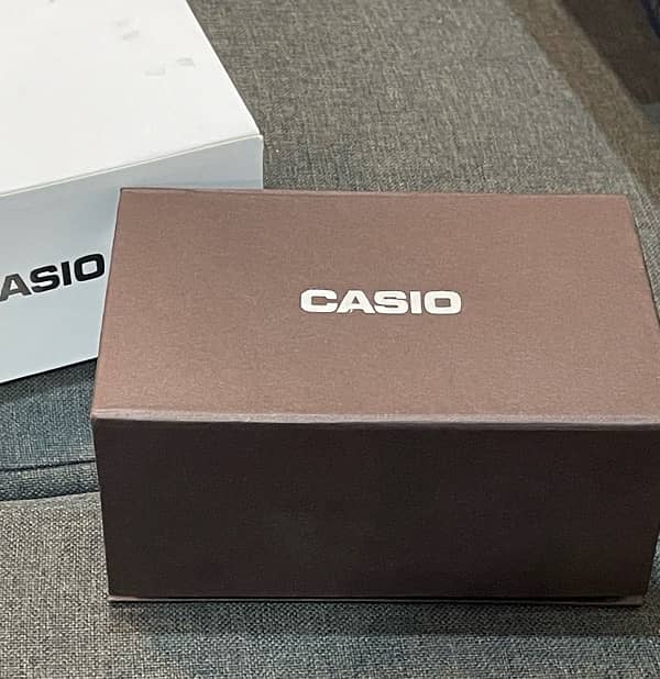 Casio MTP-1381 watch 4