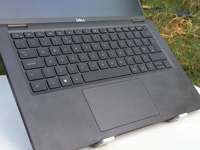 Dell Latitude 7410 core i5 10th gen 16gb ram 3