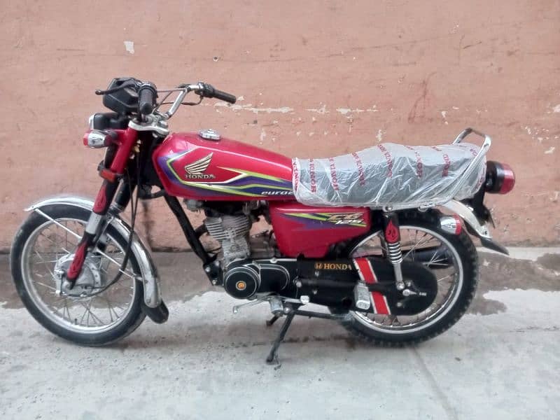 Honda 125 Model 2017 Lahore Number 0