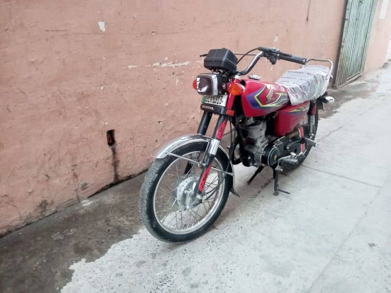 Honda 125 Model 2017 Lahore Number 3