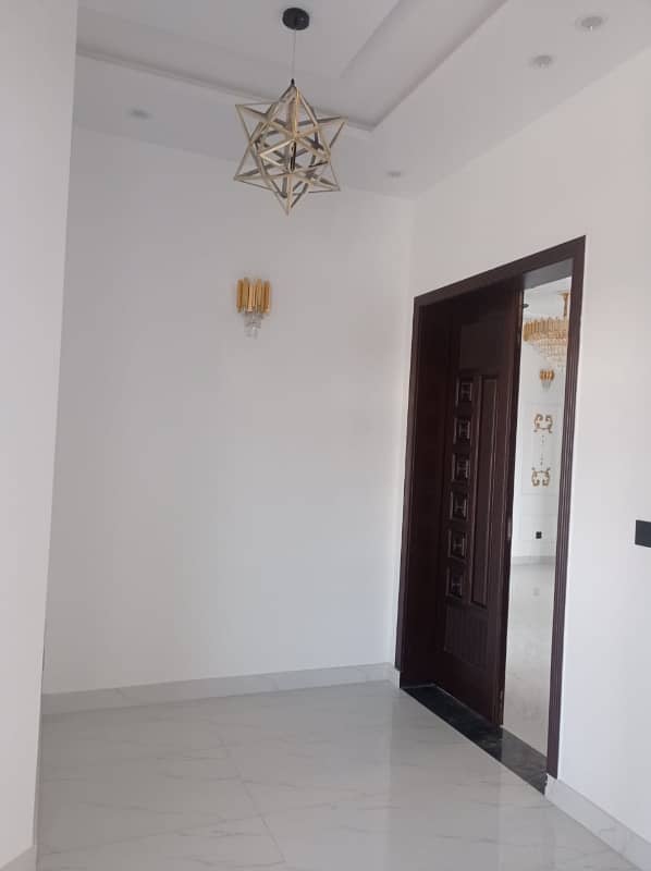 10 MARLA UPPER PORTION HOUSE FOR RENT LDA APPROVED IN G-5 BLOCK PHASE 4 BAHRIA ORCHARD LAHORE 5