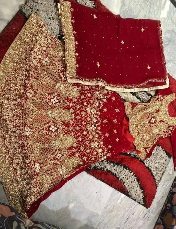 1 time used bridal lehnga 6