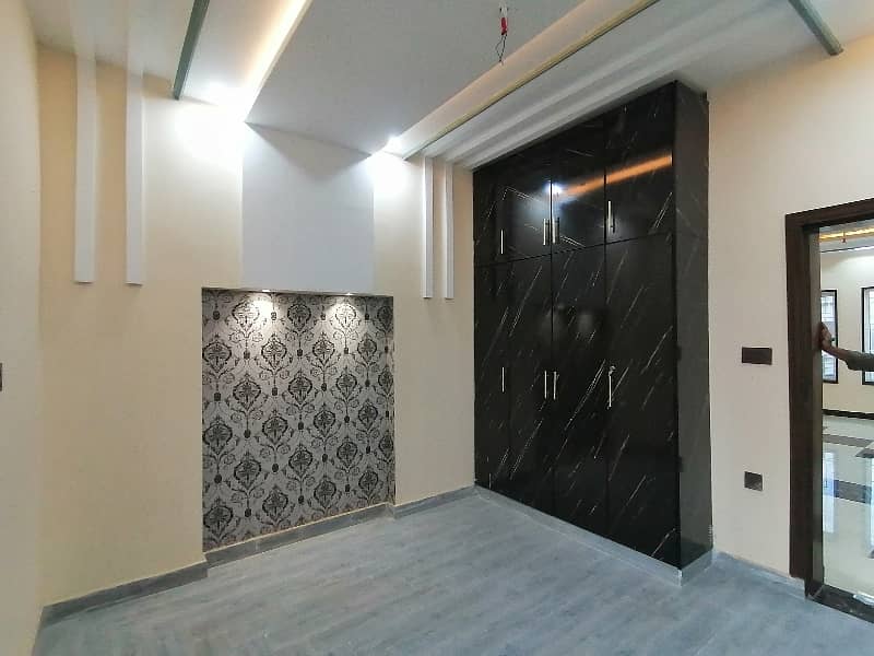 In Al Rehman Garden Phase 2 House Sized 12 Marla For sale 1