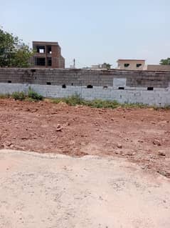 3 MARLA PLOT FOR SALE IN 786 BNIGALA. NEAR TO MARKET