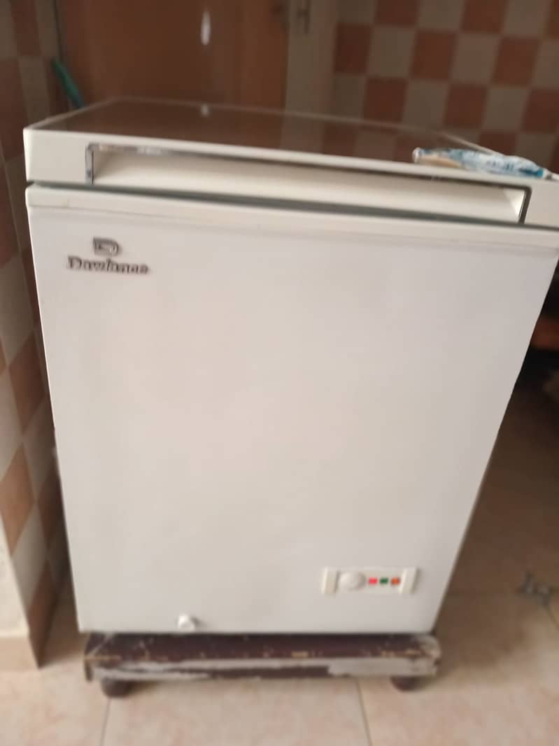 Excellent condition Dawlance deep freeze for sale. 0