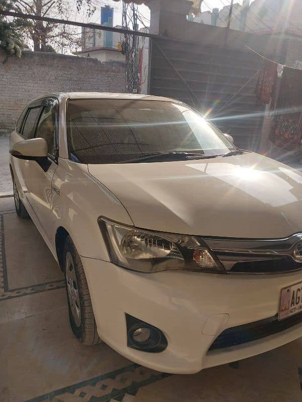 Toyota Corolla Fielder 2014 5