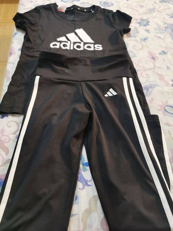 original girls adidas track suit 1