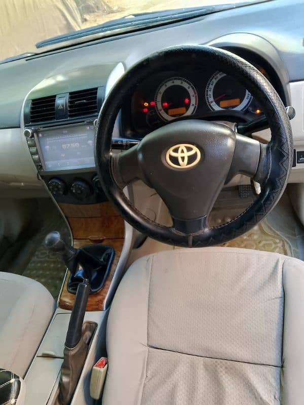 Toyota Corolla GLI 2012 8