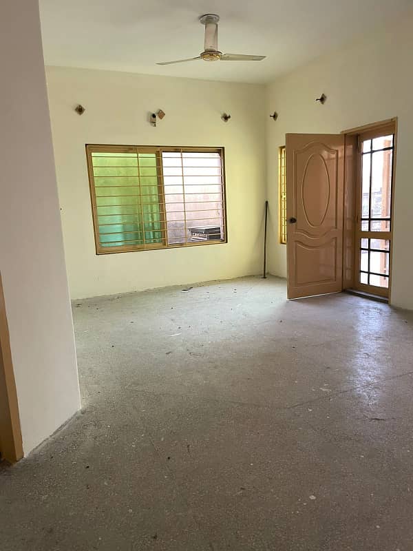 8 Marla Portion For Rent Soan Garden 6